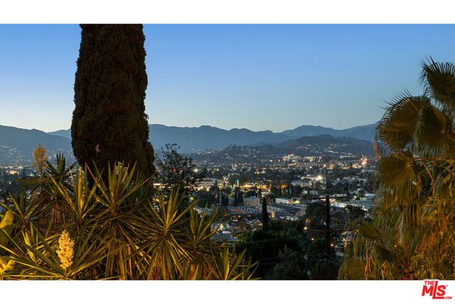 1335 Columbia Drive, Glendale, CA 91205