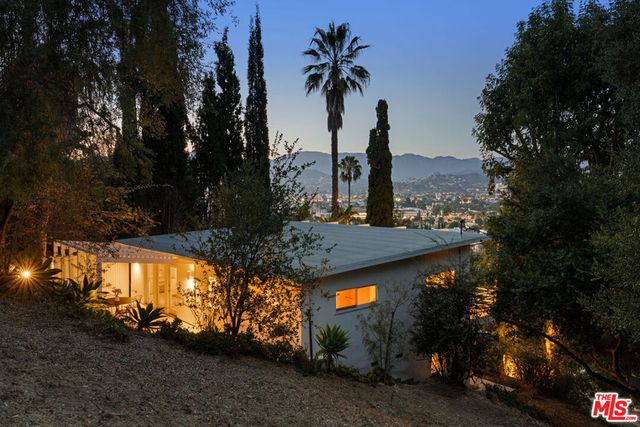 1335 Columbia Drive, Glendale, CA 91205