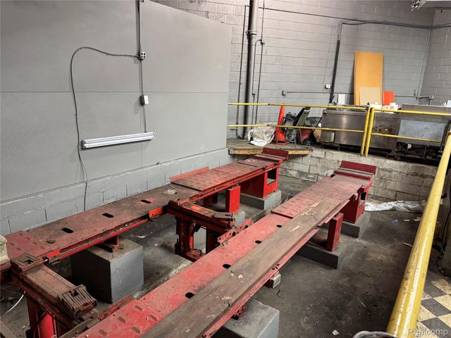 12200 Grand River Avenue, Detroit, MI 48204