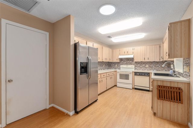 8530 SW 90TH STREET C, Ocala, FL 34481