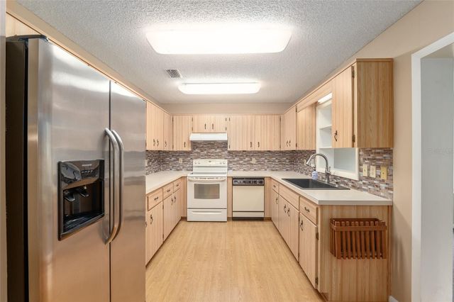 8530 SW 90TH STREET C, Ocala, FL 34481