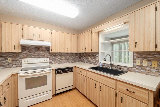 8530 SW 90TH STREET C, Ocala, FL 34481