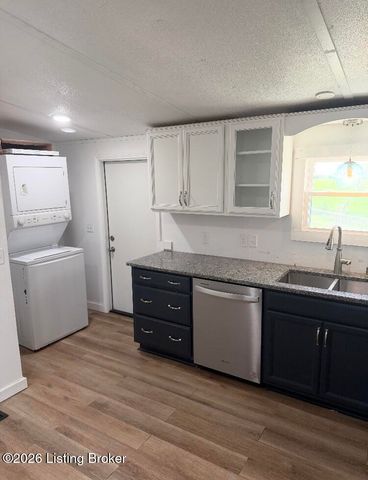 8460 Bloomfield Rd, Bloomfield, KY 40008