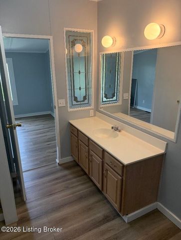 8460 Bloomfield Rd, Bloomfield, KY 40008