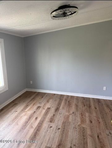 8460 Bloomfield Rd, Bloomfield, KY 40008