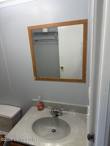 8460 Bloomfield Rd, Bloomfield, KY 40008