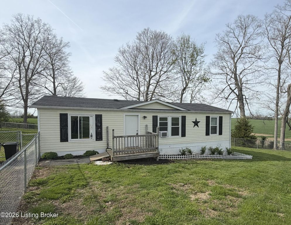 8460 Bloomfield Rd, Bloomfield, KY 40008
