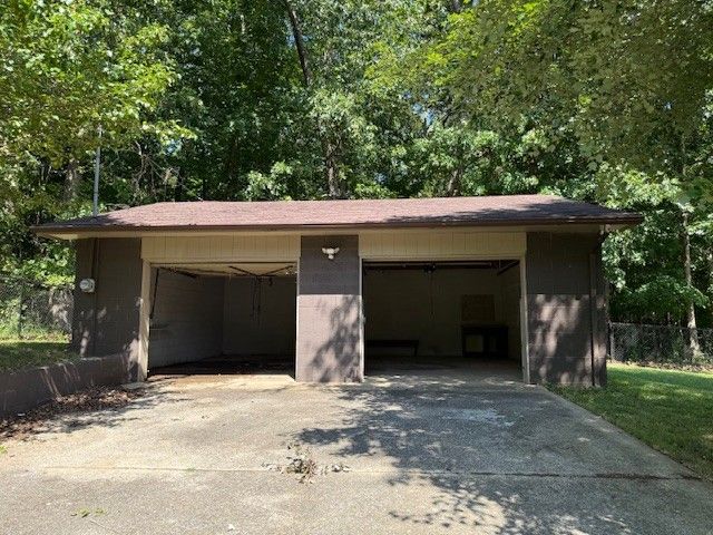 1876 Mimi Rd, Clarksville, TN 37040