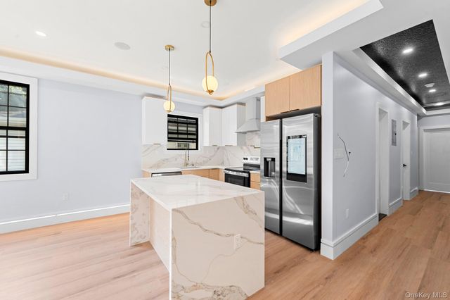 19907 100th Avenue, Hollis, NY 11423