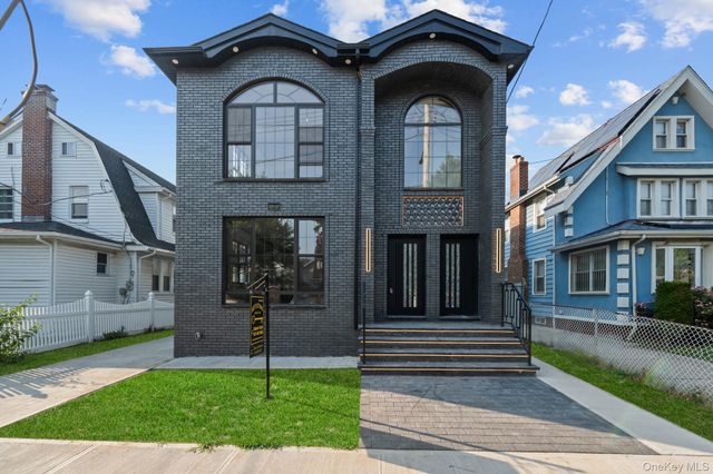 19907 100th Avenue, Hollis, NY 11423