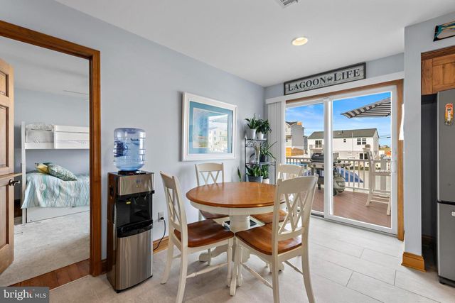 36 JENNIE DR, Manahawkin, NJ 08050