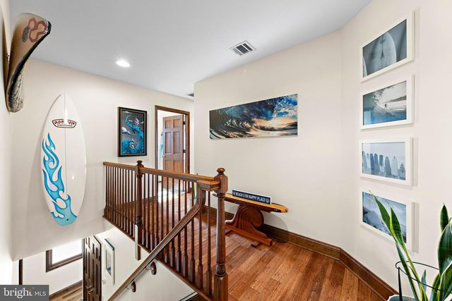 36 JENNIE DR, Manahawkin, NJ 08050