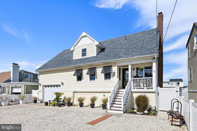 36 JENNIE DR, Manahawkin, NJ 08050
