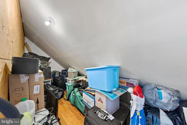 36 JENNIE DR, Manahawkin, NJ 08050