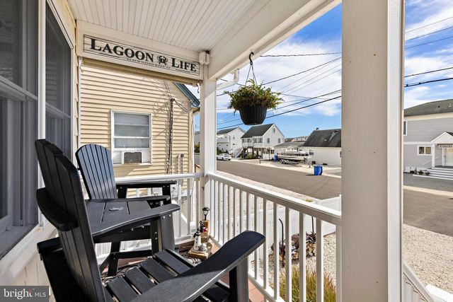 36 JENNIE DR, Manahawkin, NJ 08050