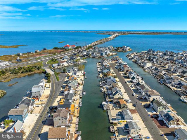 36 JENNIE DR, Manahawkin, NJ 08050