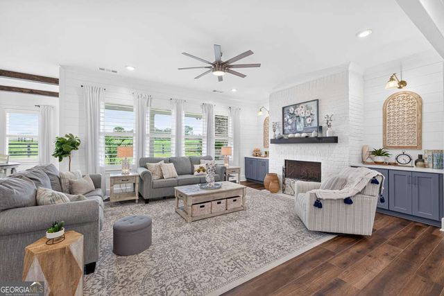 72 Murphy Road, Pendergrass, GA 30567