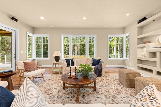 13802 47th Avenue Ct NW, Gig Harbor, WA 98332