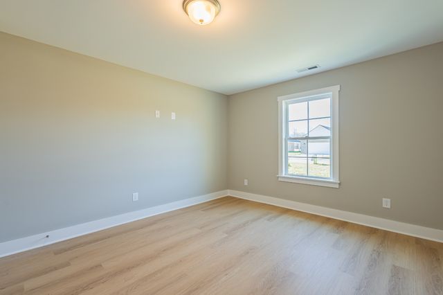 43 Brooklyn Avenue, Manchester, TN 37355