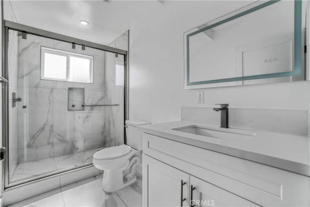 162 W 65th Street, Los Angeles, CA 90003