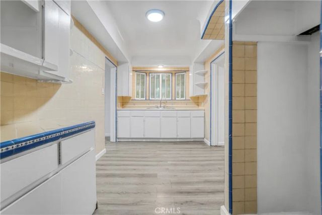 162 W 65th Street, Los Angeles, CA 90003
