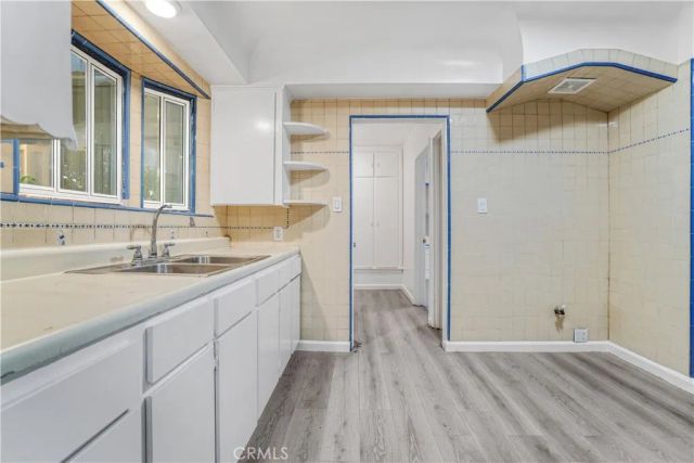 162 W 65th Street, Los Angeles, CA 90003
