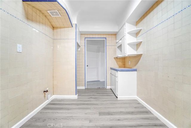 162 W 65th Street, Los Angeles, CA 90003