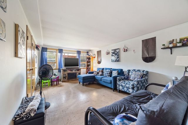 2511 N LARAMIE Avenue, Chicago, IL 60639