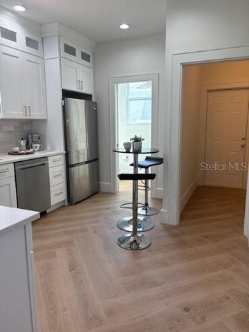 2710 8TH AVENUE N, St Petersburg, FL 33713