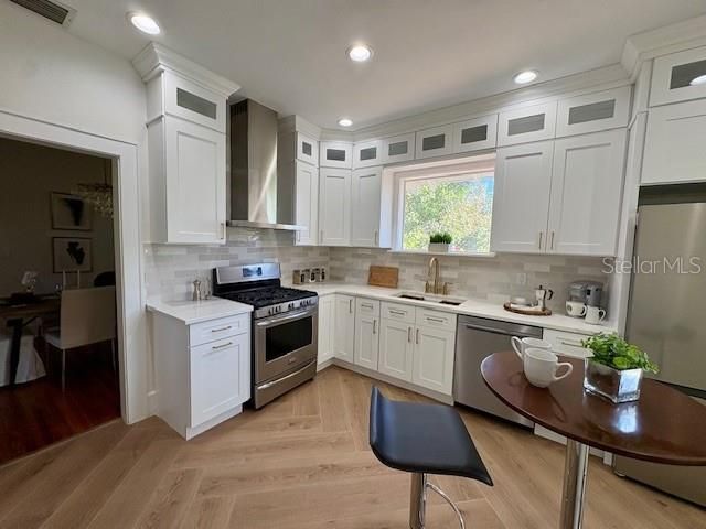 2710 8TH AVENUE N, St Petersburg, FL 33713