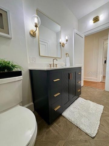 2710 8TH AVENUE N, St Petersburg, FL 33713