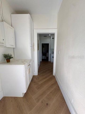 2710 8TH AVENUE N, St Petersburg, FL 33713