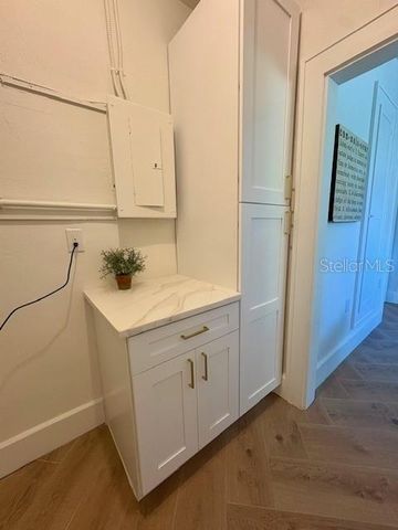 2710 8TH AVENUE N, St Petersburg, FL 33713