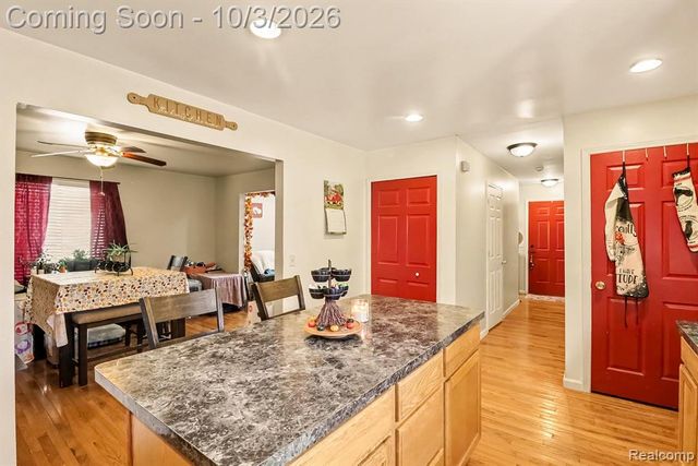 5322 Moore Street, Wayne, MI 48184