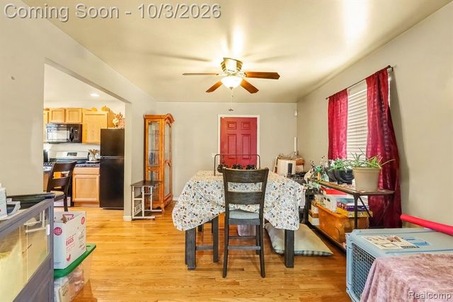 5322 Moore Street, Wayne, MI 48184