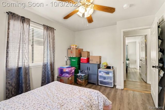 5322 Moore Street, Wayne, MI 48184