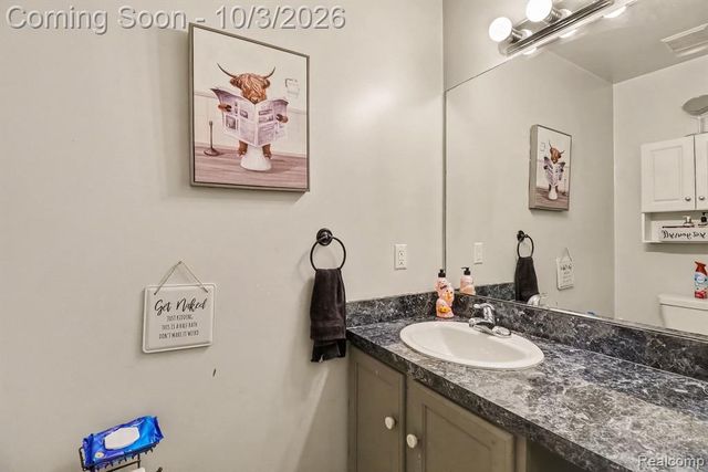 5322 Moore Street, Wayne, MI 48184