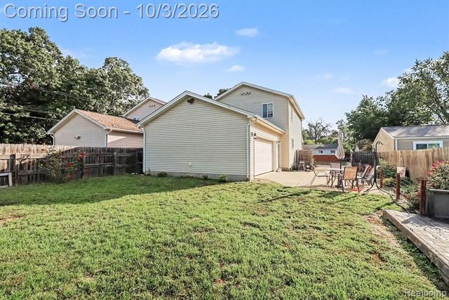 5322 Moore Street, Wayne, MI 48184