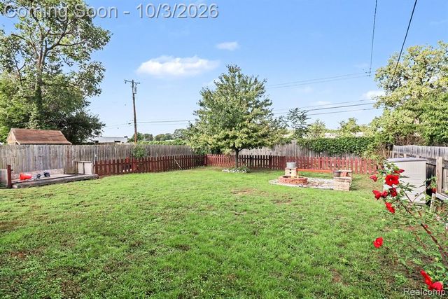 5322 Moore Street, Wayne, MI 48184