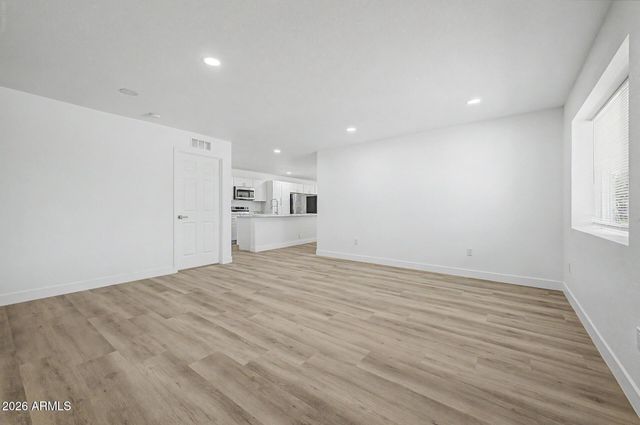 3351 W PARADISE Drive, Phoenix, AZ 85029