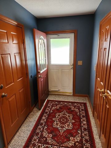 33 Guerin St, Chicopee, MA 01020