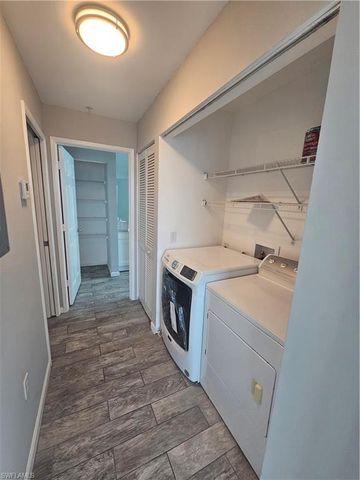 1200 Reserve WAY # 302, Naples, FL 34105