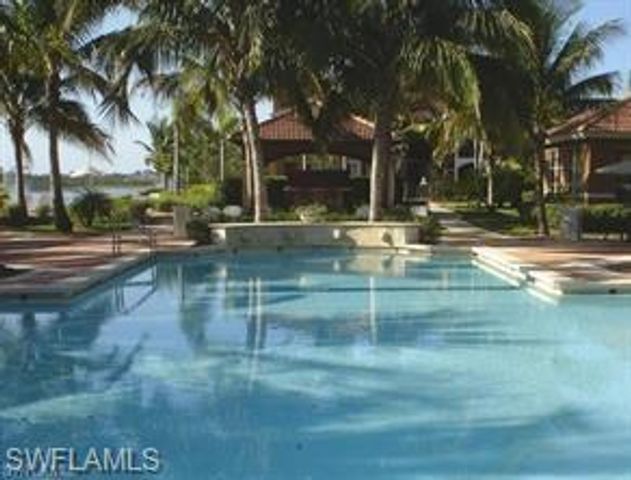 1200 Reserve WAY # 302, Naples, FL 34105