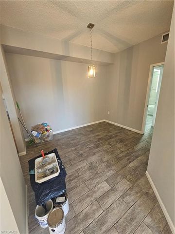 1200 Reserve WAY # 302, Naples, FL 34105