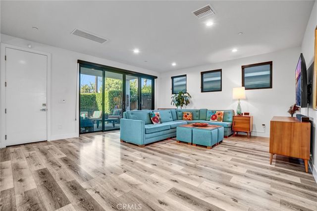 221 Attica, Long Beach, CA 90803