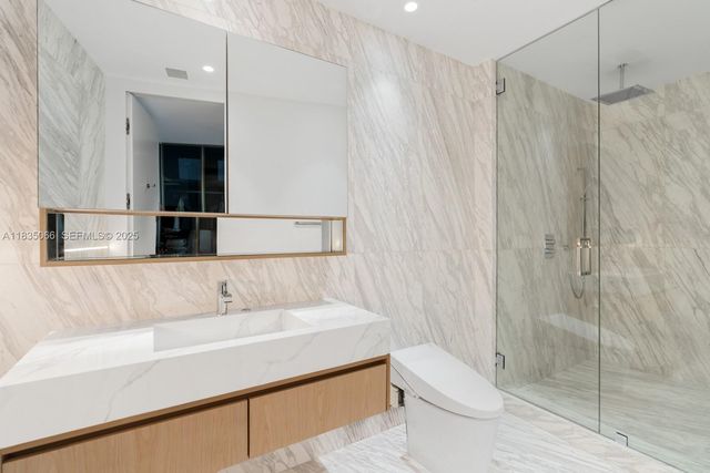 18555 Collins Avenue 2701, Sunny Isles Beach, FL 33160