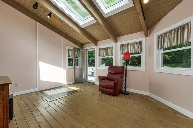 29 Trickett, Lynnfield, MA 01940