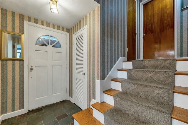 29 Trickett, Lynnfield, MA 01940