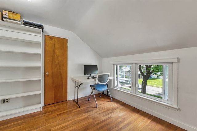 29 Trickett, Lynnfield, MA 01940