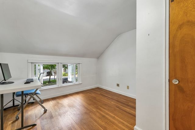 29 Trickett, Lynnfield, MA 01940